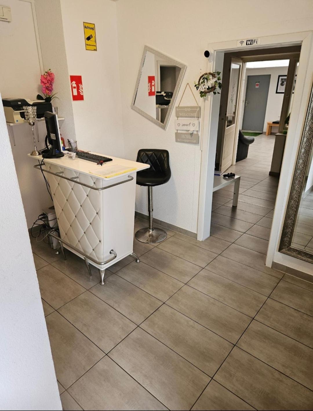 Pension Mediterrano Bedburg Exteriör bild